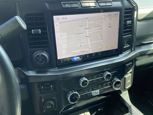 Certified 2024 Ford F250 Lariat w/ Lariat Ultimate Package AWD/4WD image 16