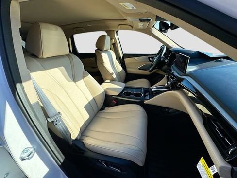 Certified 2025 Acura MDX SH-AWD image 31