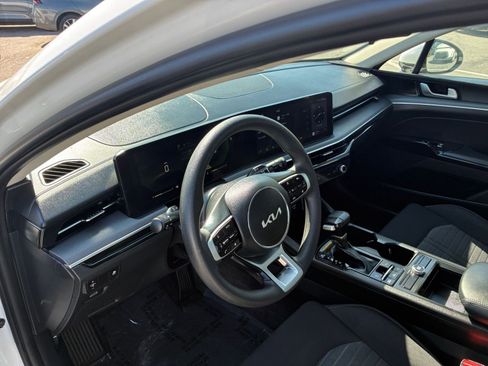 Used 2025 Kia K5 LXS image 36