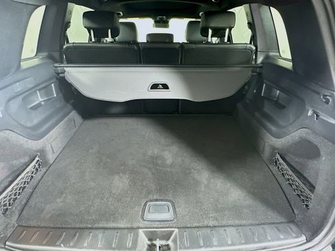 Used 2024 Mercedes-Benz GLB 250 image 28