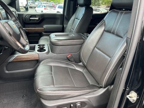 Certified 2020 Chevrolet Silverado 1500 High Country w/ Technology Package AWD/4WD image 11
