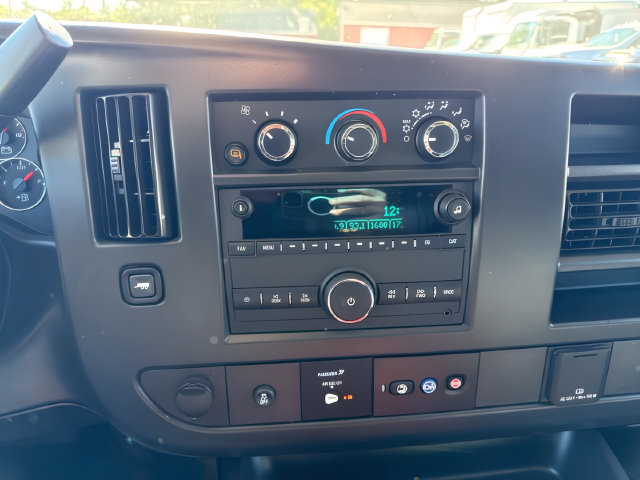 Used 2025 GMC Savana 2500 w/ Driver Convenience Package RWD image 19