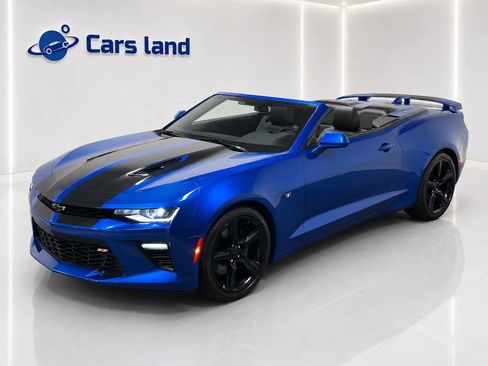 Used 2017 Chevrolet Camaro SS RWD image 9