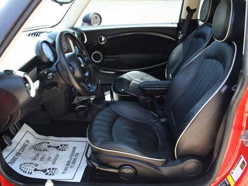 Used 2011 MINI Cooper S FWD image 12