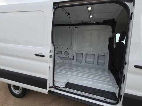 New 2026 Ford Transit 250 148 Medium Roof image 11