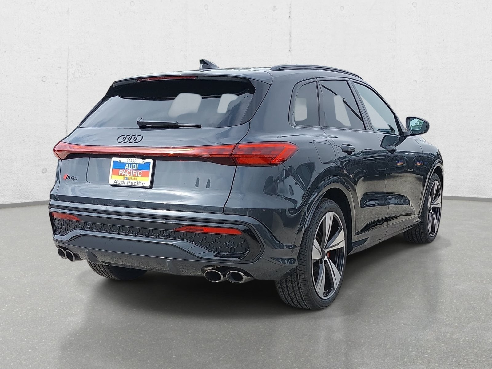 New 2026 Audi SQ5 Premium Plus AWD/4WD image 5