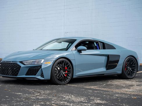 Used 2023 Audi R8 V10 performance image 6