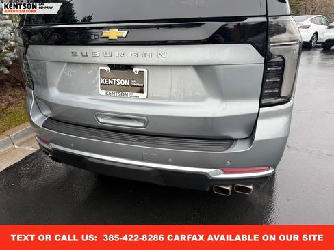Used 2025 Chevrolet Suburban High Country image 43