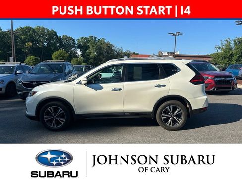 Used 2017 Nissan Rogue SL w/ SL Premium Package AWD/4WD image 5