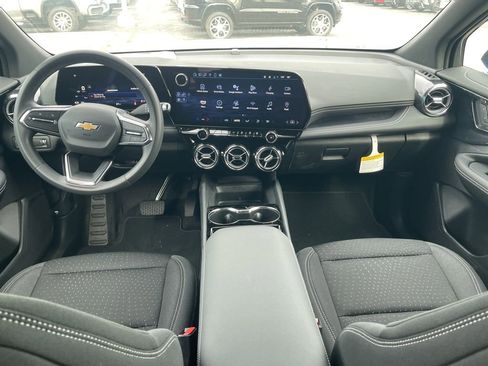 New 2025 Chevrolet Blazer EV LT image 15