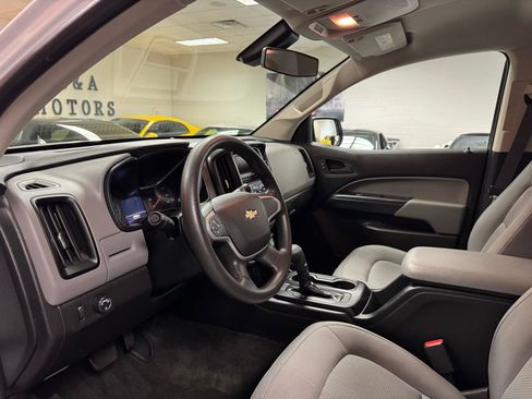 Used 2017 Chevrolet Colorado W/T w/ WT Convenience Package RWD image 17