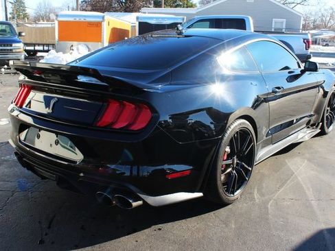 Used 2020 Ford Mustang Shelby GT500 w/ Technology Package image 11