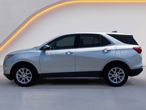 Used 2020 Chevrolet Equinox LT FWD image 6