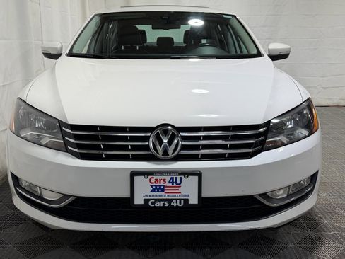 Used 2013 Volkswagen Passat TDI SEL Premium image 2