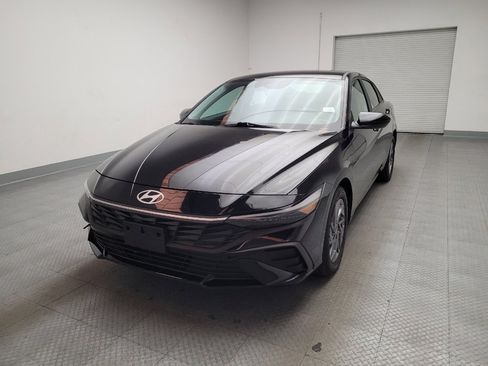 Used 2024 Hyundai Elantra SEL FWD image 15