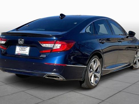 Used 2020 Honda Accord Touring image 11