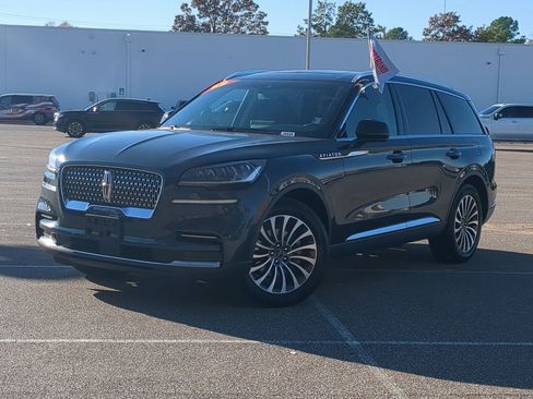 Used 2023 Lincoln Aviator Reserve w/ Elements Package Plus image 1