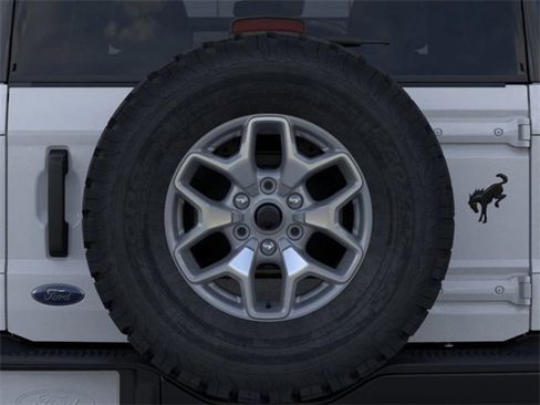 New 2025 Ford Bronco Badlands image 24