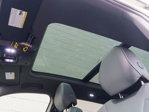 New 2026 Volkswagen Tiguan SE R-Line AWD/4WD image 13