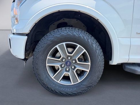 Used 2016 Ford F150 Lariat AWD/4WD image 9