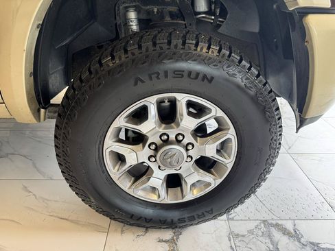 Used 2017 RAM 2500 Limited AWD/4WD image 31