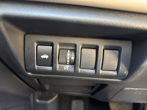 Certified 2025 Subaru Legacy Limited image 26