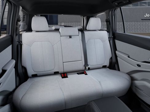 New 2026 Jeep Cherokee Laredo AWD/4WD image 15