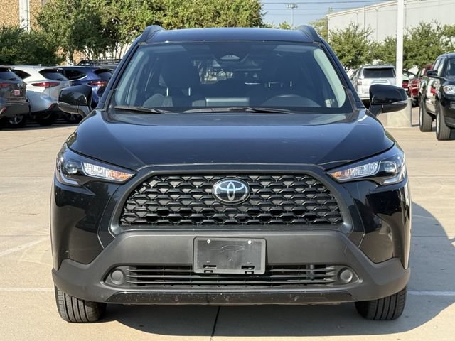 Used 2025 Toyota Corolla Cross LE FWD image 8