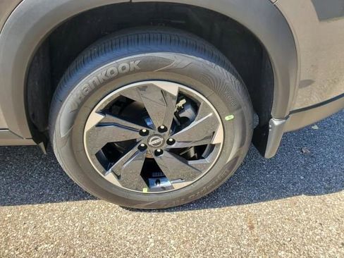 New 2026 Nissan Rogue Platinum w/ Platinum Premium Package image 9