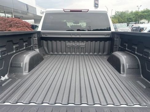 New 2026 GMC Sierra 1500 Elevation w/ Elevation Select Package AWD/4WD image 25