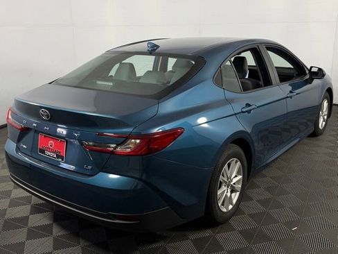 Used 2025 Toyota Camry LE image 8