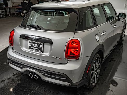 Used 2024 MINI Cooper S FWD image 16