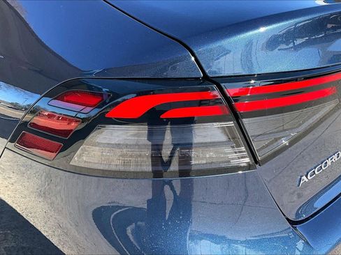 New 2025 Honda Accord SE image 14