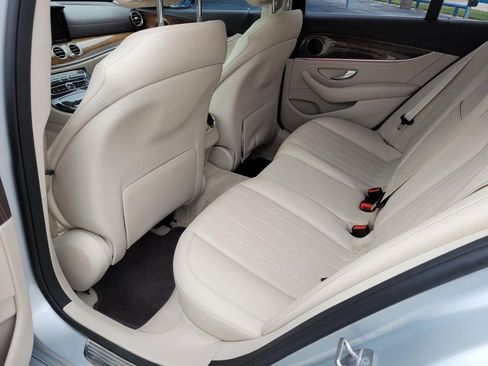 Used 2018 Mercedes-Benz E 300 image 3
