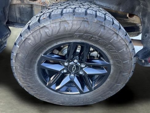 Used 2019 Chevrolet Silverado 1500 LT Trail Boss image 8