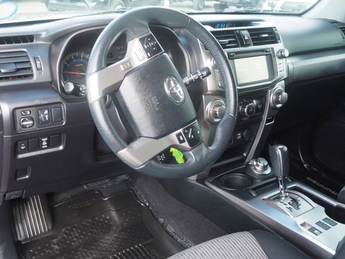 Used 2019 Toyota 4Runner SR5 image 10