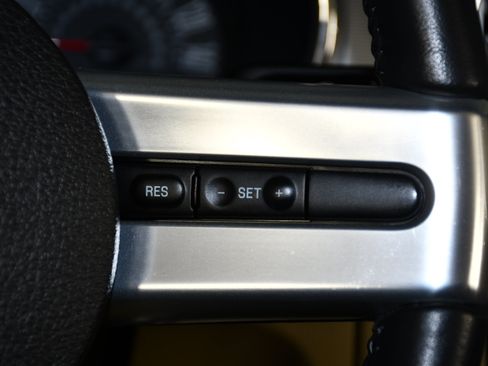 Used 2006 Ford Mustang GT RWD image 26