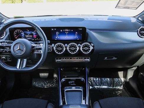 Certified 2025 Mercedes-Benz GLA 250 4MATIC image 12
