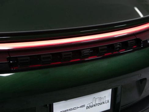 Used 2026 Porsche 911 GT3 RWD image 18