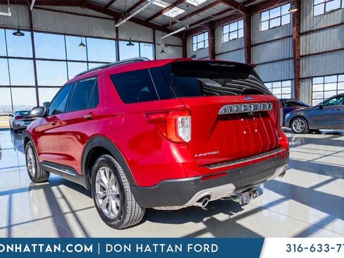 Used 2022 Ford Explorer Limited w/ Equipment Group 301A image 35