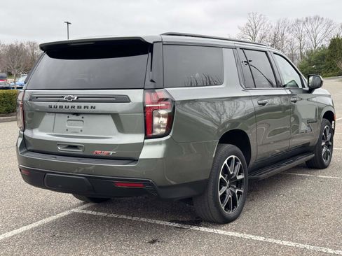 Used 2023 Chevrolet Suburban RST image 5