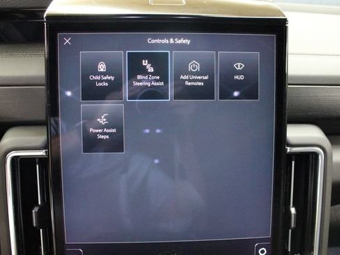 Used 2026 GMC Yukon XL Denali w/ Sun & Power Step Package AWD/4WD image 38