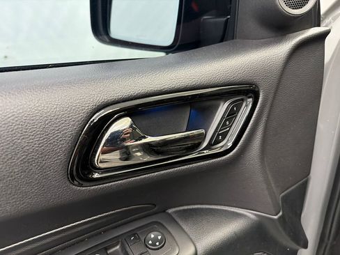 Used 2024 Dodge Durango GT image 12