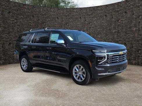 New 2026 Chevrolet Suburban Premier AWD/4WD image 2