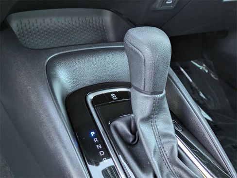 Used 2025 Toyota Corolla LE image 23