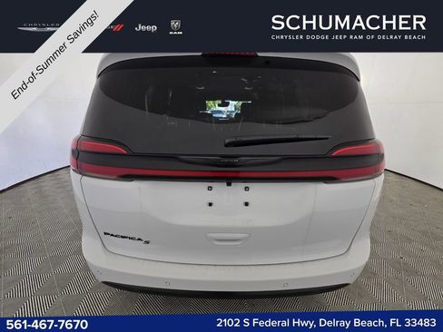 New 2026 Chrysler Pacifica Select w/ S Appearance Package FWD image 11