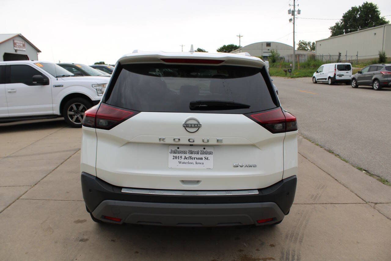 Used 2023 Nissan Rogue SV w/ SV Premium Package AWD/4WD image 7