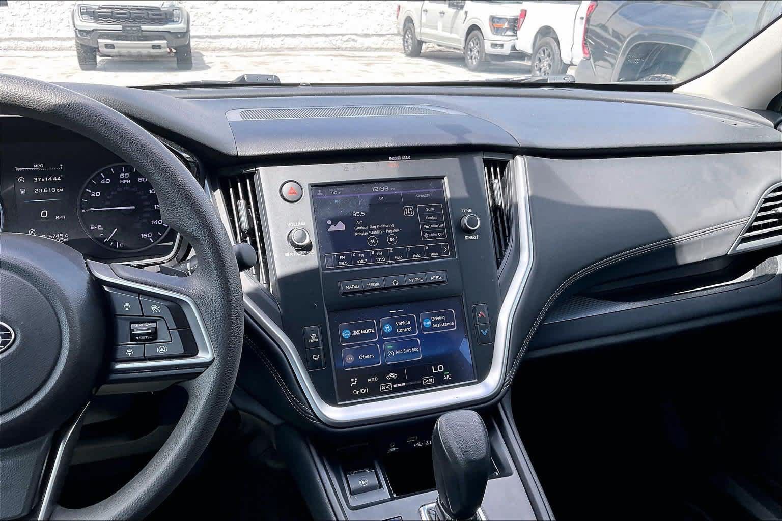 Used 2022 Subaru Outback AWD/4WD image 15
