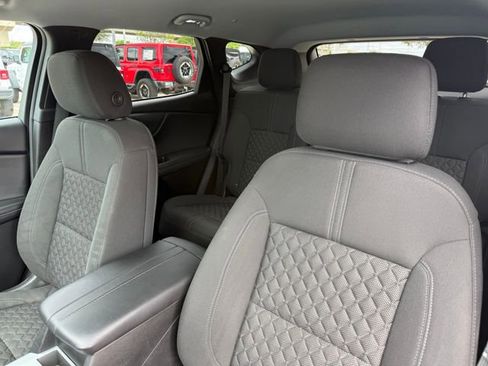 Used 2022 Chevrolet Blazer LT FWD image 13