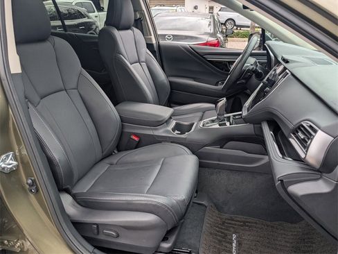 Used 2022 Subaru Outback Limited image 24